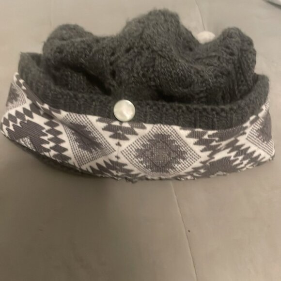 This is J Womens Toque grey - Picture 4 of 4